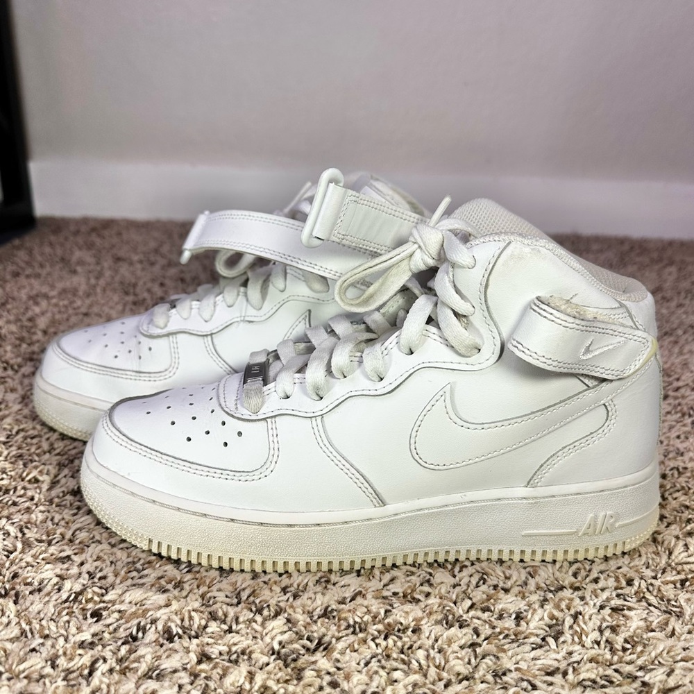 Nike Air Force 1 Mid Triple White Youth Size 7Y/8.5W AF1 High Top